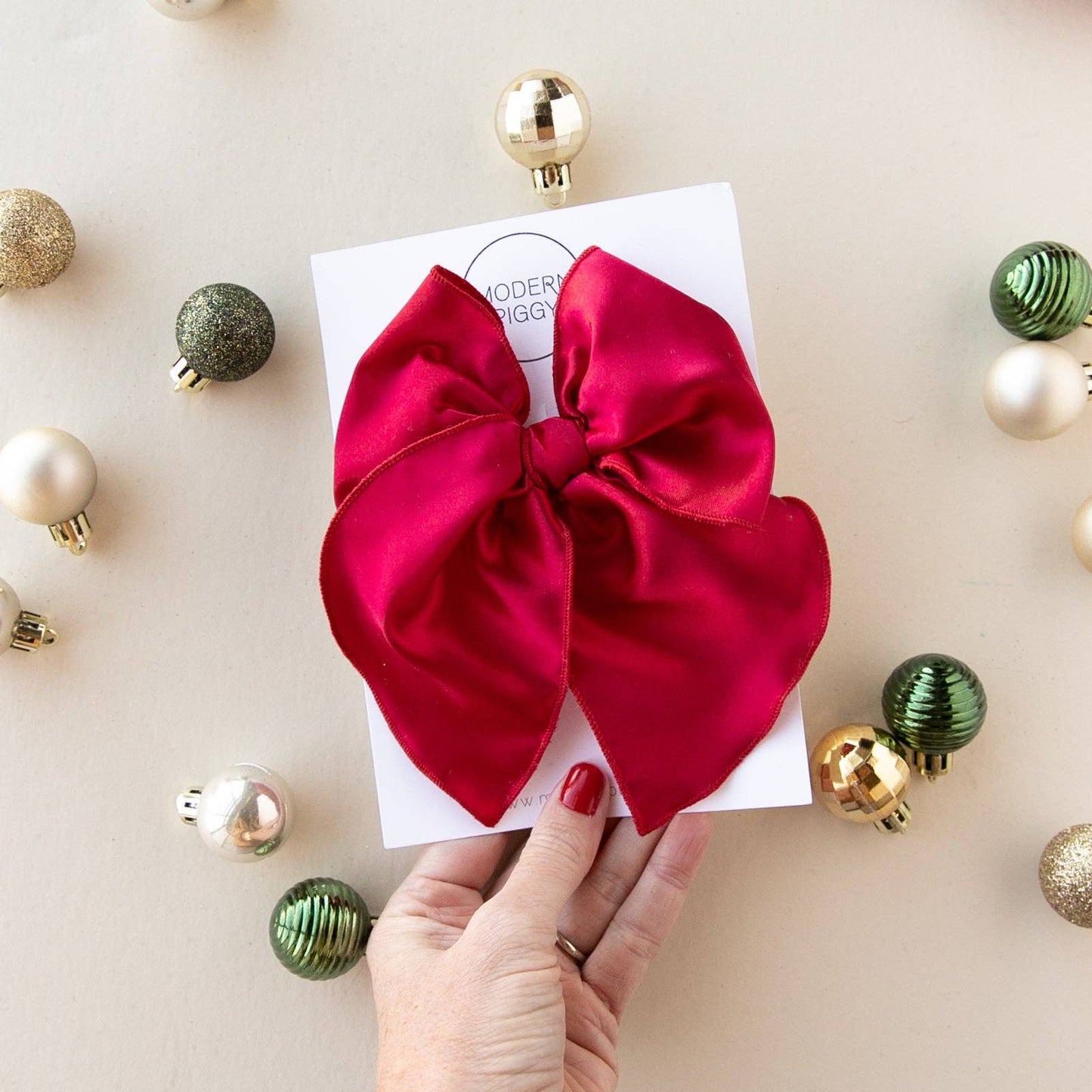 Modern Piggy - Poinsettia | Party Bow