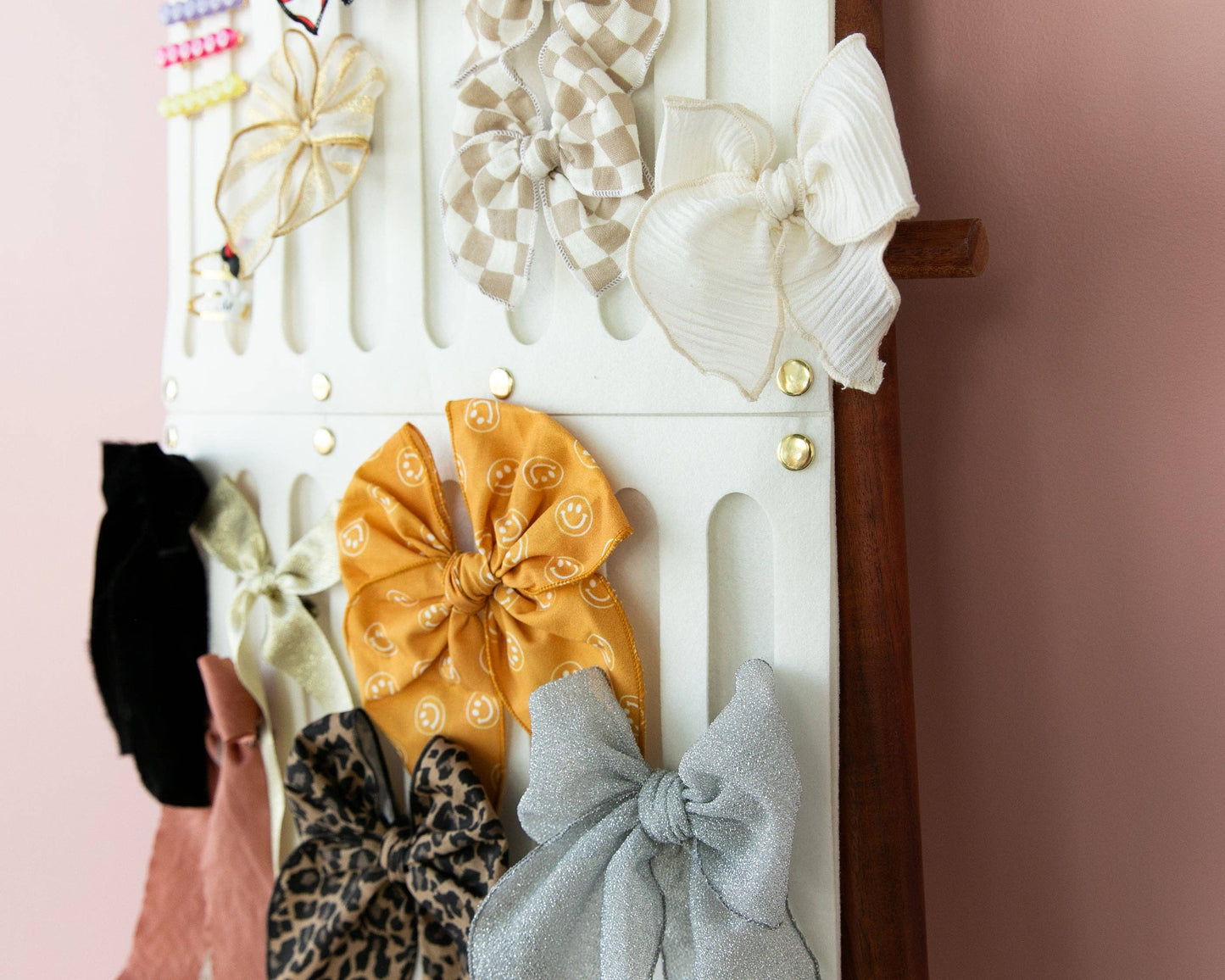 Modern Piggy - Modern Piggy Felt Bow Organizer